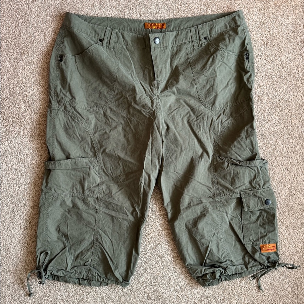 Vintage Kikgirl Olive Cargo Capris with Drawstring Hem